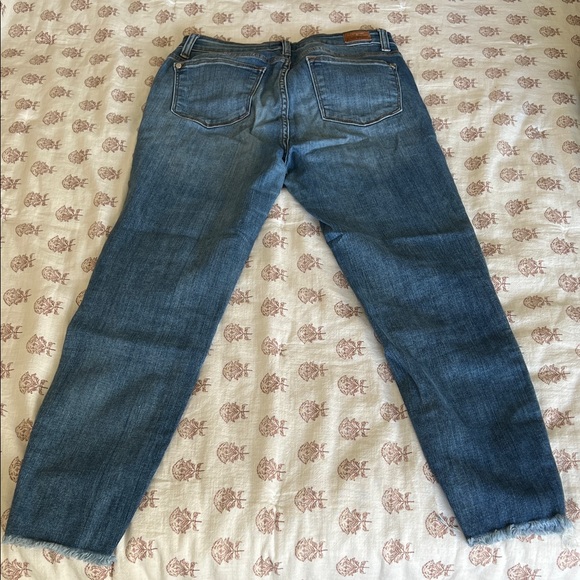 Judy Blue Distressed Skinny Jeans in Medium Blue - Picture 2 of 3